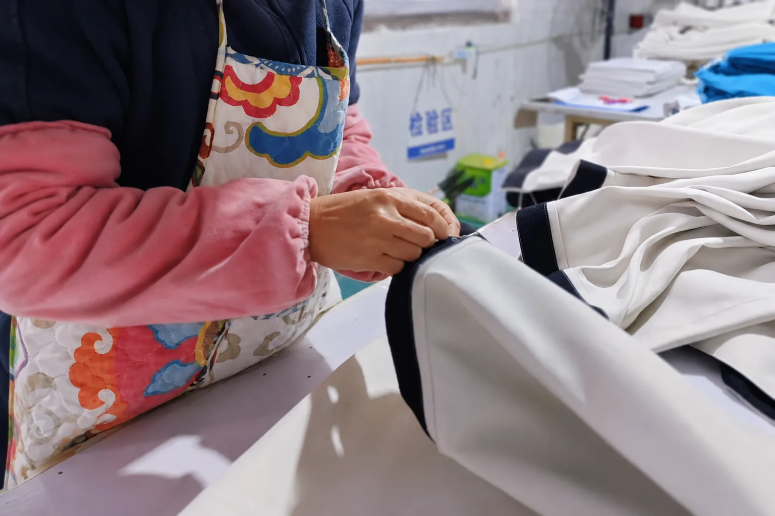 Finished curtain quality inspection during bulk production at Xinlan Curtain